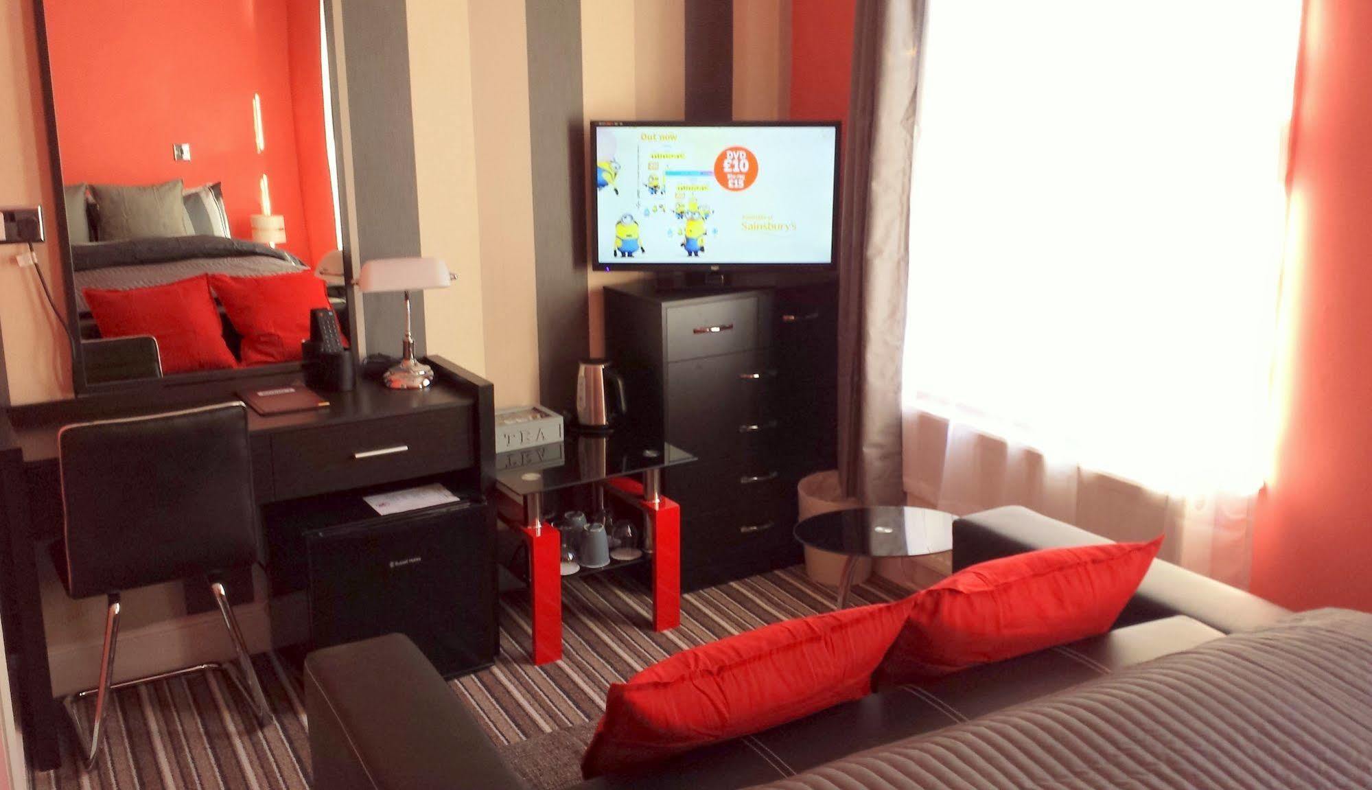 Robin 7 Lodge City Centre นอตติงแฮม ภายนอก รูปภาพ