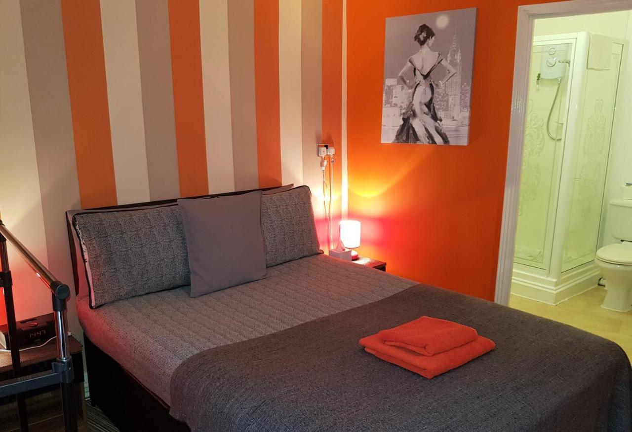 Robin 7 Lodge City Centre นอตติงแฮม ภายนอก รูปภาพ